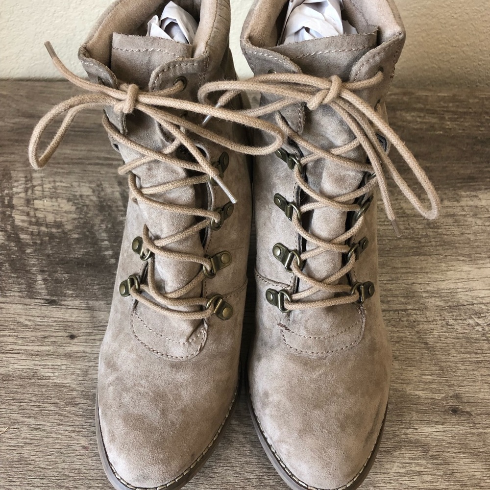 Charlotte Russe Spencer Chunky Heel Booties